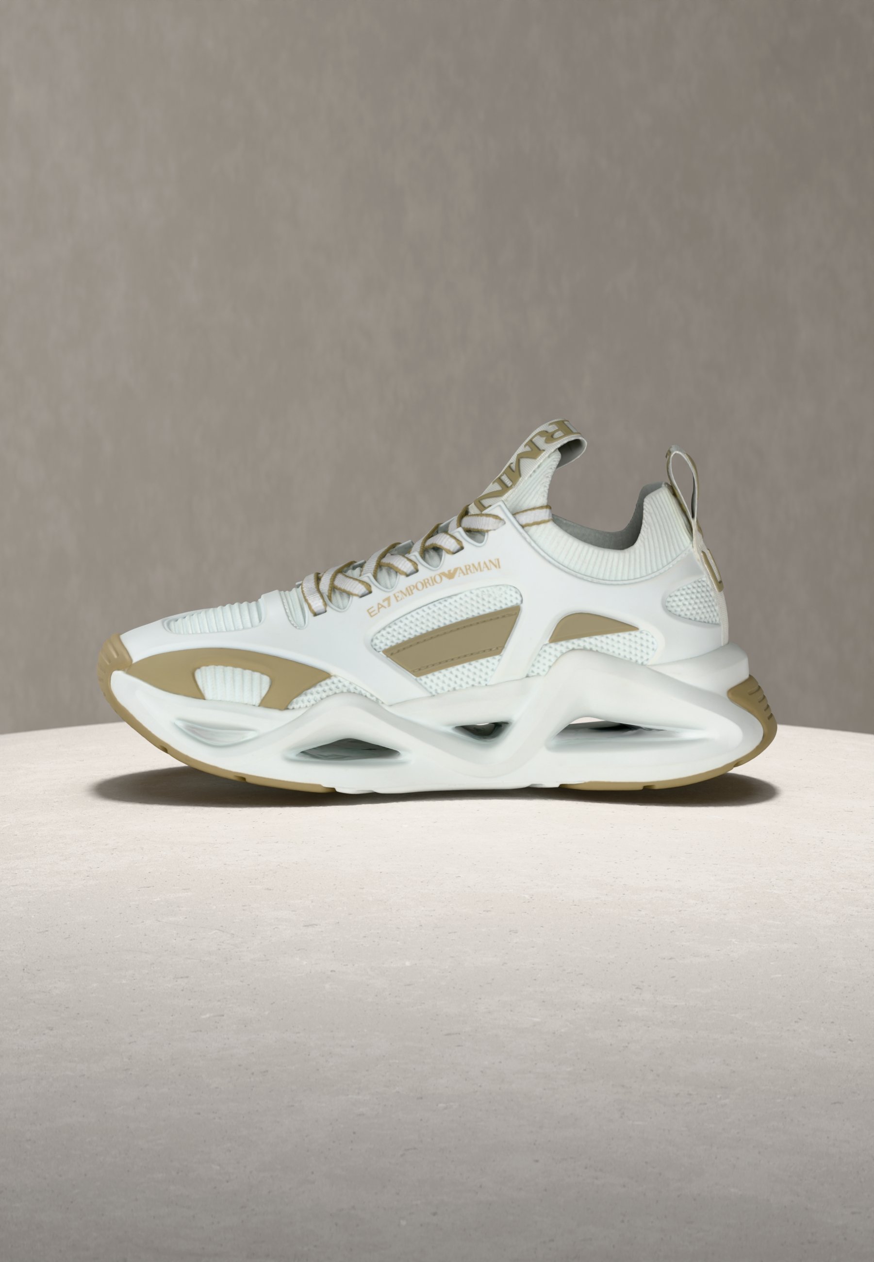 3000円OFF✨新品未使用✨EA7 Emporio Armani EA7 Emporio Armani INFINITY CAGE UNISEX - Zapatillas - full white