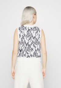 Obey Clothing - FLAME VEST - Neule - off-white - 4