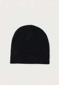 Czarna dzianinowa czapka typu beanie, miękka w dotyku, gładkie wykończenie, zaokrąglony szczyt, bez widocznych szwów, odpowiednia na zimną pogodę.
