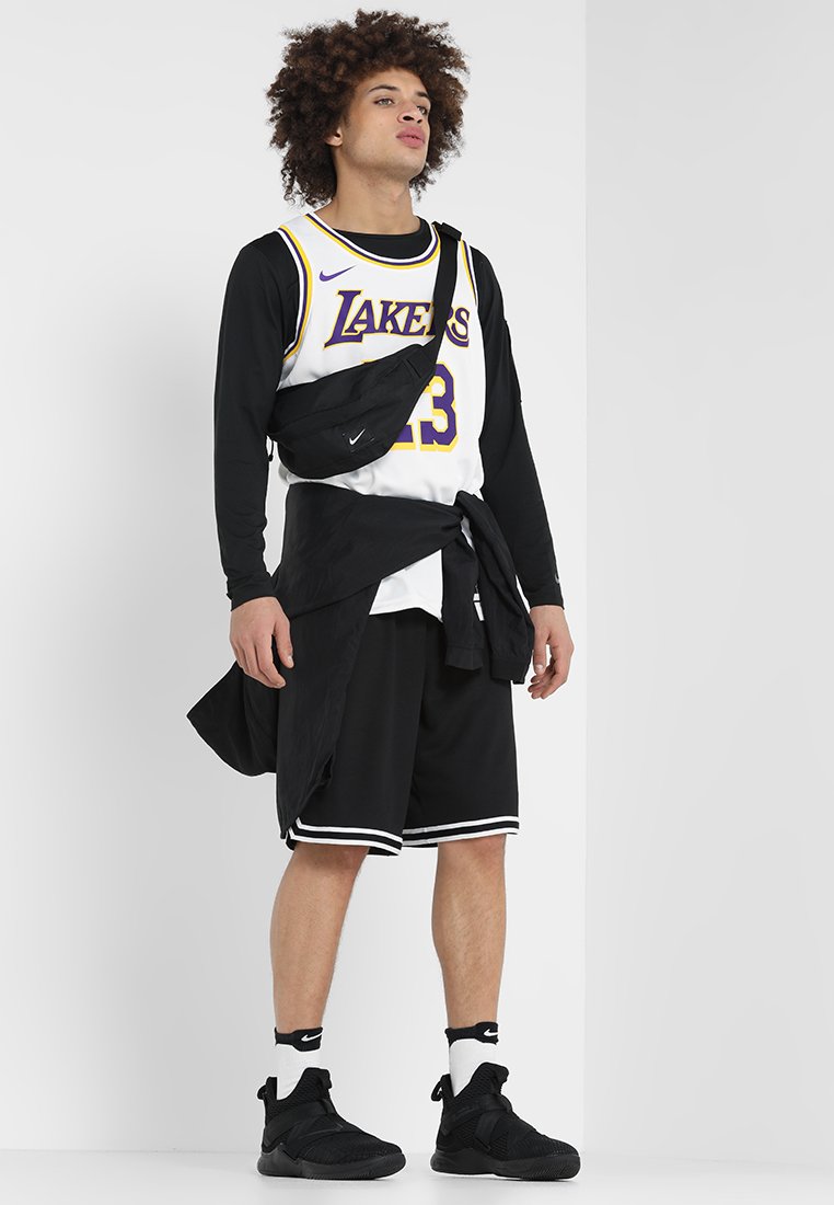 zalando lebron james