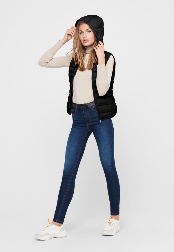 ONLNEWTAHOE HOOD - Waistcoat2