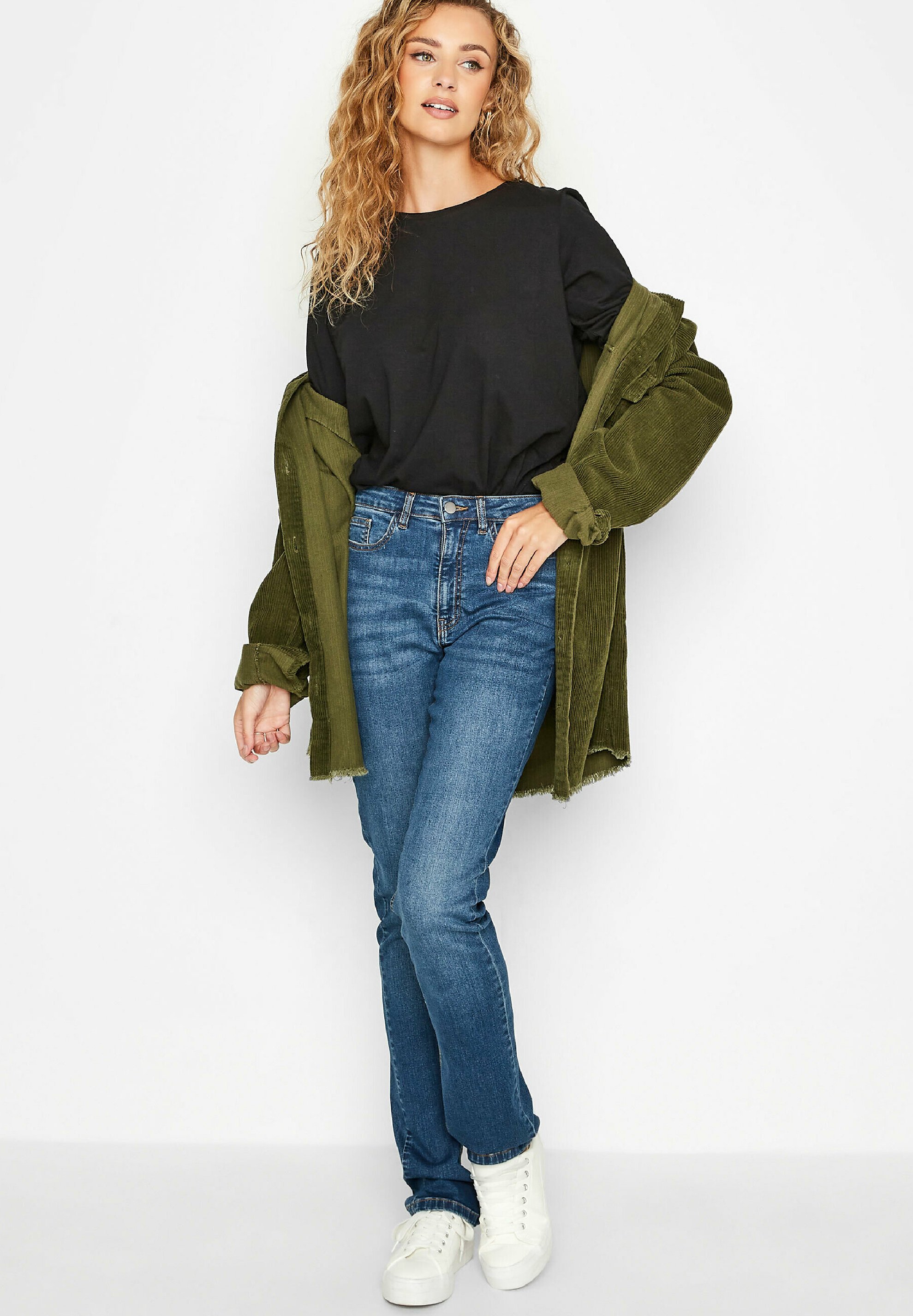 zara green jeans outfit