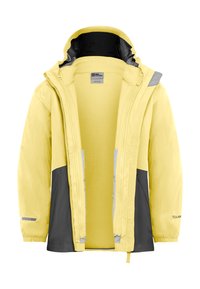 Veste imperméable jaune avec des accents gris, capuche ajustable, fermeture éclair et bandes réfléchissantes. L'intérieur est doublé de doux jaune.