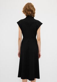 adL Denní šaty - black