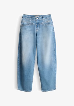 Jean droit bleu clair à taille haute avec fermeture à bouton et fermeture éclair, poches avant et détails délavés sur les cuisses.