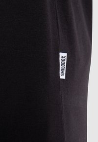 Smilodox LUMIN - T-shirts basic - schwarz