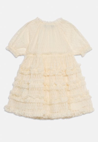 Βρεφικό φόρεμα εκρού με φουσκωτά μανίκια, υφασμάτινη δαντέλα με υφή και διάτρητες βολάν σε στρώσεις στη φούστα.