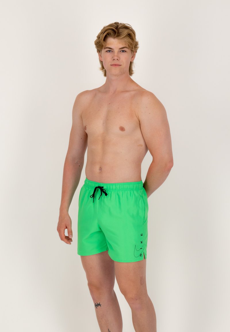 Nike Performance VOLLEY - Shorts da mare - electric algae
