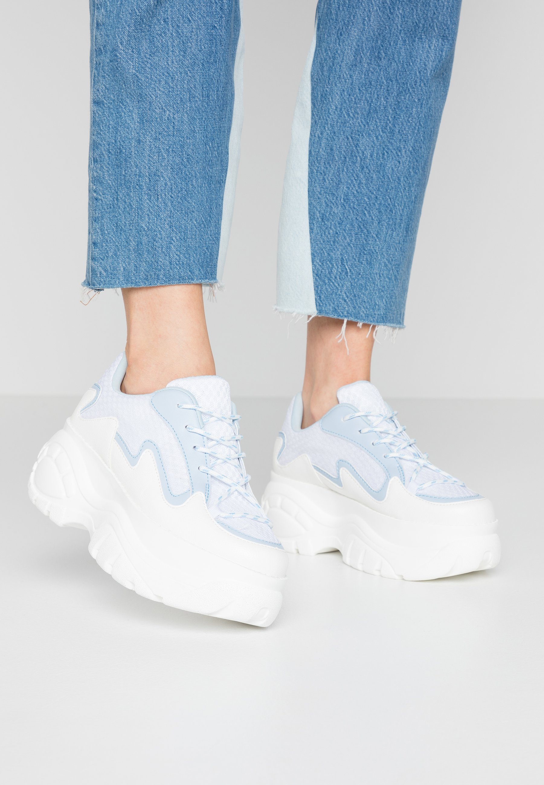 Lost Ink CHUNKY TRAINER Joggesko white Zalando.no Lost Ink CHUNKY SEAM DETAIL TRAINER Joggesko white