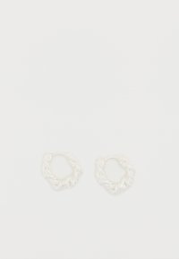 Selectat, silver-coloured