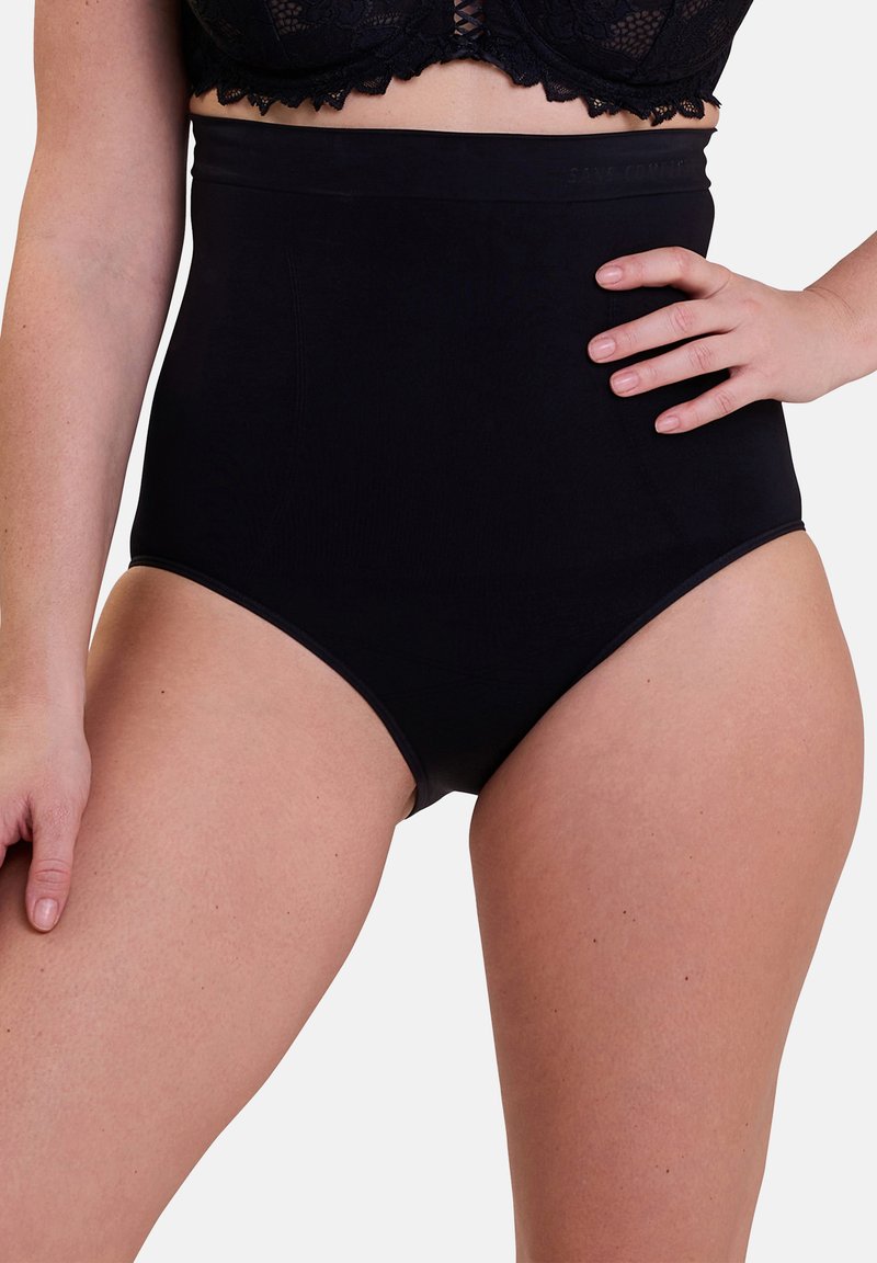 Hoog opgesneden zwarte shapewear met een gladde textuur en een elastische tailleband. Eenvoudig ontwerp, sluit nauw aan rond de heupen en de buik.