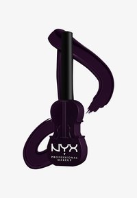Bottiglia di smalto per unghie viola a forma di violino, con un cappuccio nero e branding bianco, su uno sfondo di pennellate di vernice viola.