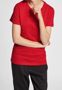 Hummel T-shirts basic - red