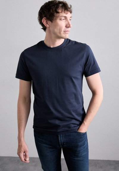 Tiger of Sweden DILLAN - Basic T-shirt - light ink