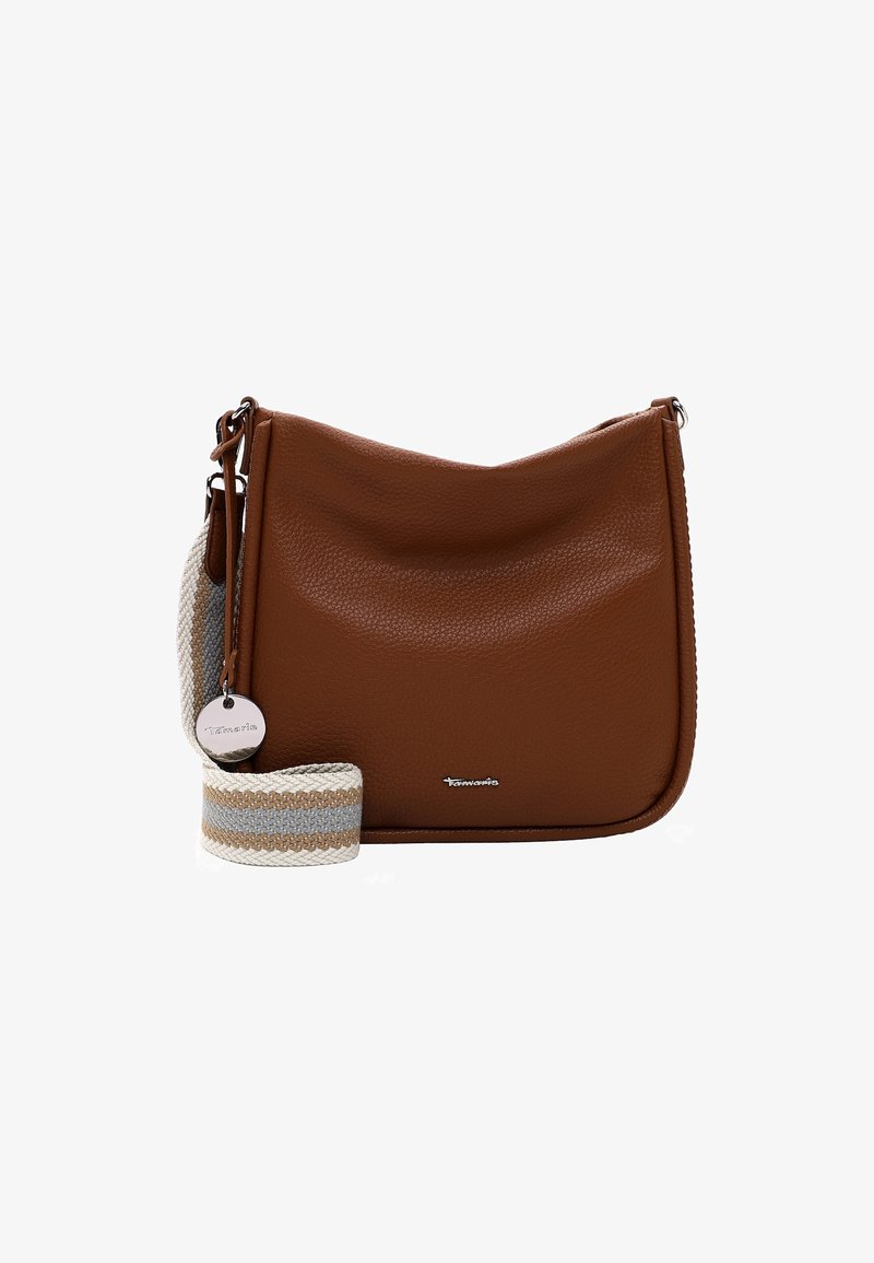 Bruin lederen handtas met een gestructureerd oppervlak, een ronde vorm en een verstelbare schouderriem met een patroon van beige en grijze strepen.