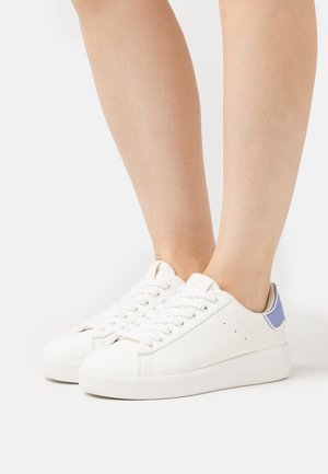 Guess ROCKIES - Sneakers laag - white/violet