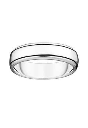 Glatter, polierter Silber-Ehering mit leicht abgerundetem Rand und schlichtem, klassischem Design auf weißem Hintergrund.