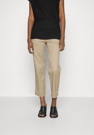 GAP, Chino - khaki