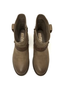 mtng PLANOS - Botines camperos - gris