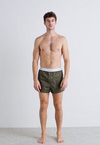 Calvin Klein Underwear BOXER SLIM 2 PACK MODERN COTTON STRETCH - Bokseršorti - tarmac/black