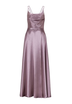 Lungo abito in satin di colore rosa pallido, con corpetto aderente, scollatura drappeggiata e doppio spallino, che scende fino a una gonna A-line plissettata.