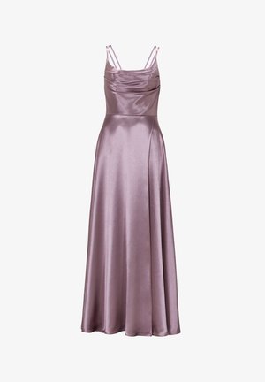 Lungo abito in satin di colore rosa pallido, con corpetto aderente, scollatura drappeggiata e doppio spallino, che scende fino a una gonna A-line plissettata.