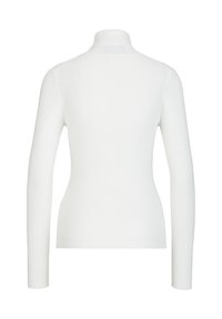 Weißer, gerippter Rollkragenpullover mit langen Ärmeln. Hat eine schmale Passform und einen hohen Kragen. Glatte Textur ohne sichtbare Verzierungen.
