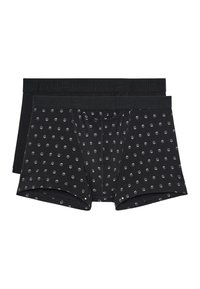 Schwarze Boxershorts, eine mit gepunktetem Muster und eine einfarbig schwarz. Beide haben einen weichen Stoff und einen elastischen Bund mit eingeprägtem Schriftzug.