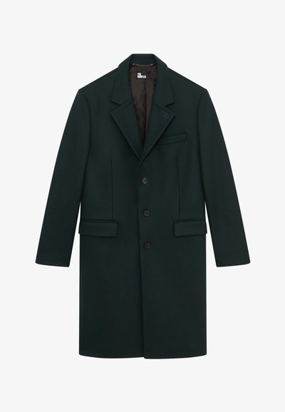 Abrigo de lana verde oscuro con solapa de pico, diseño de un solo botón, tres botones, dos bolsillos frontales y un bolsillo en el pecho. Textura suave.