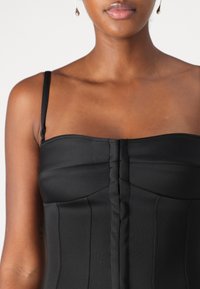 Good American STRAPLESS TUBE - Μπλούζα - black