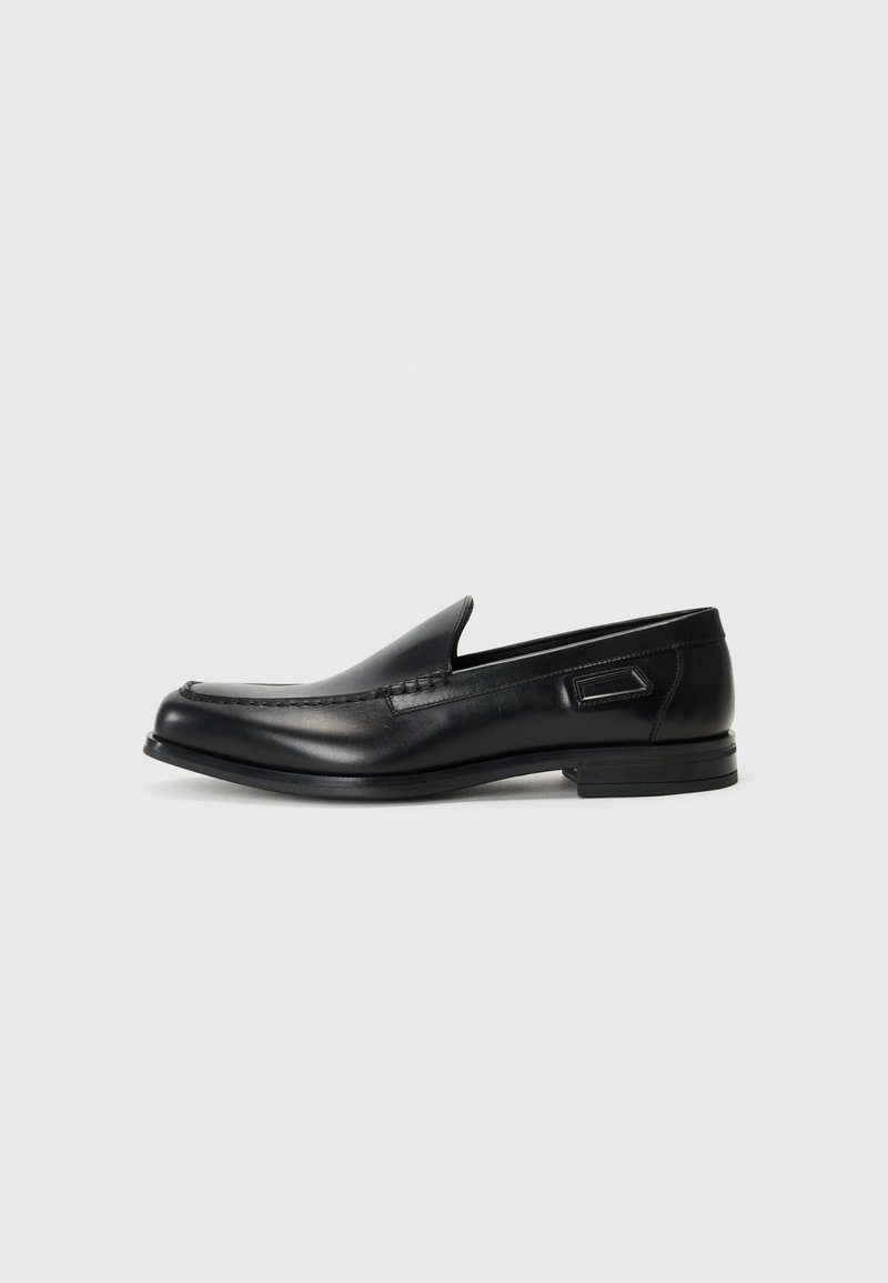 Stuart Weitzman BURT - Loafers - black