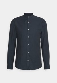 Camicia button-up blu scuro con colletto alzato, maniche lunghe e un tessuto texturizzato. Presenta bottoni bianchi lungo il davanti.