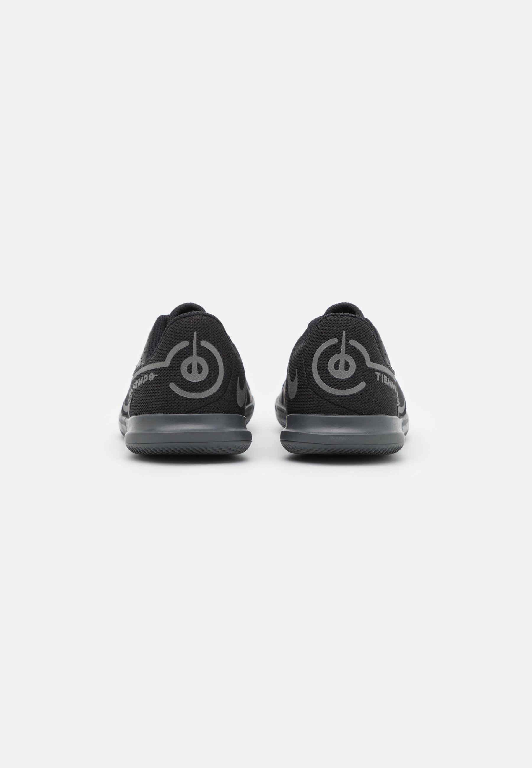 Nike Performance TIEMPO LEGEND 9 CLUB IC UNISEX - Botas de fútbol sin tacos  - black/iron grey/metallic bomber gry/negro - Zalando.es