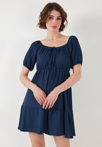 Unselected, dark blue