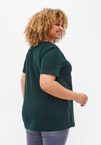 Zizzi Lihtne T-särk - scarab