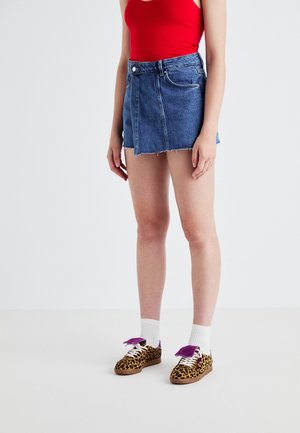 RESORT SKORT - Jeansshorts - mid blue