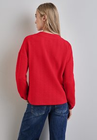 Street One STRUKTUR MIT TURTLENECK - Langarmshirt - rot