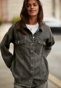 Next SEAM FRONT TALL - Skjortebluser - washed black