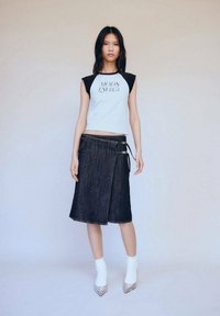 Mango PINA - Falda cruzada - royal blue