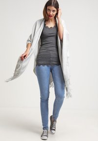 Rosemunde SILK-MIX - Top - dark grey