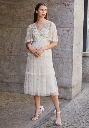 SHIMMER PRIMROSE MIDAXI DRESS - Cocktail dress / Party dress - champagne/blue