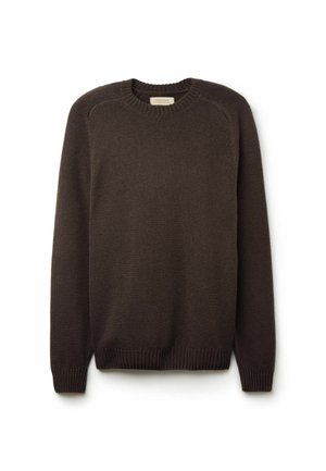 Brun strikket sweater med rund hals, ribbede manchetter og kant. Har en tekstureret overflade og en afslappet pasform. Ingen synlige mønstre eller metaldele.