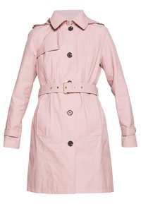 Trench-coat rose clair avec col, boutonnage à l'avant, ceinture à la taille, manches longues et deux poches à l'avant.