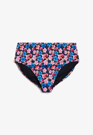Kvetinové plavkové nohavičky v námorníckej modrej farbe s ružovými, modrými a červenými kvetmi. Majú vysoký pás a hladkú podšívku pre komfort.