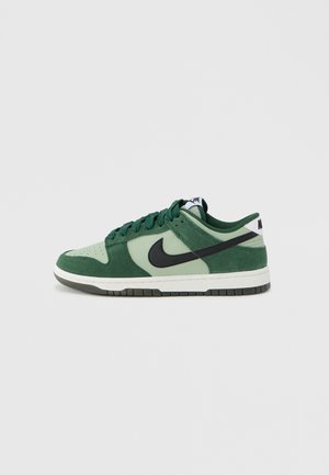 DUNK RETRO - Tossud - jade horizon/black/fir
