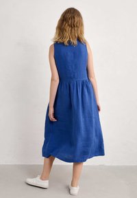 Thumbnail Image 2