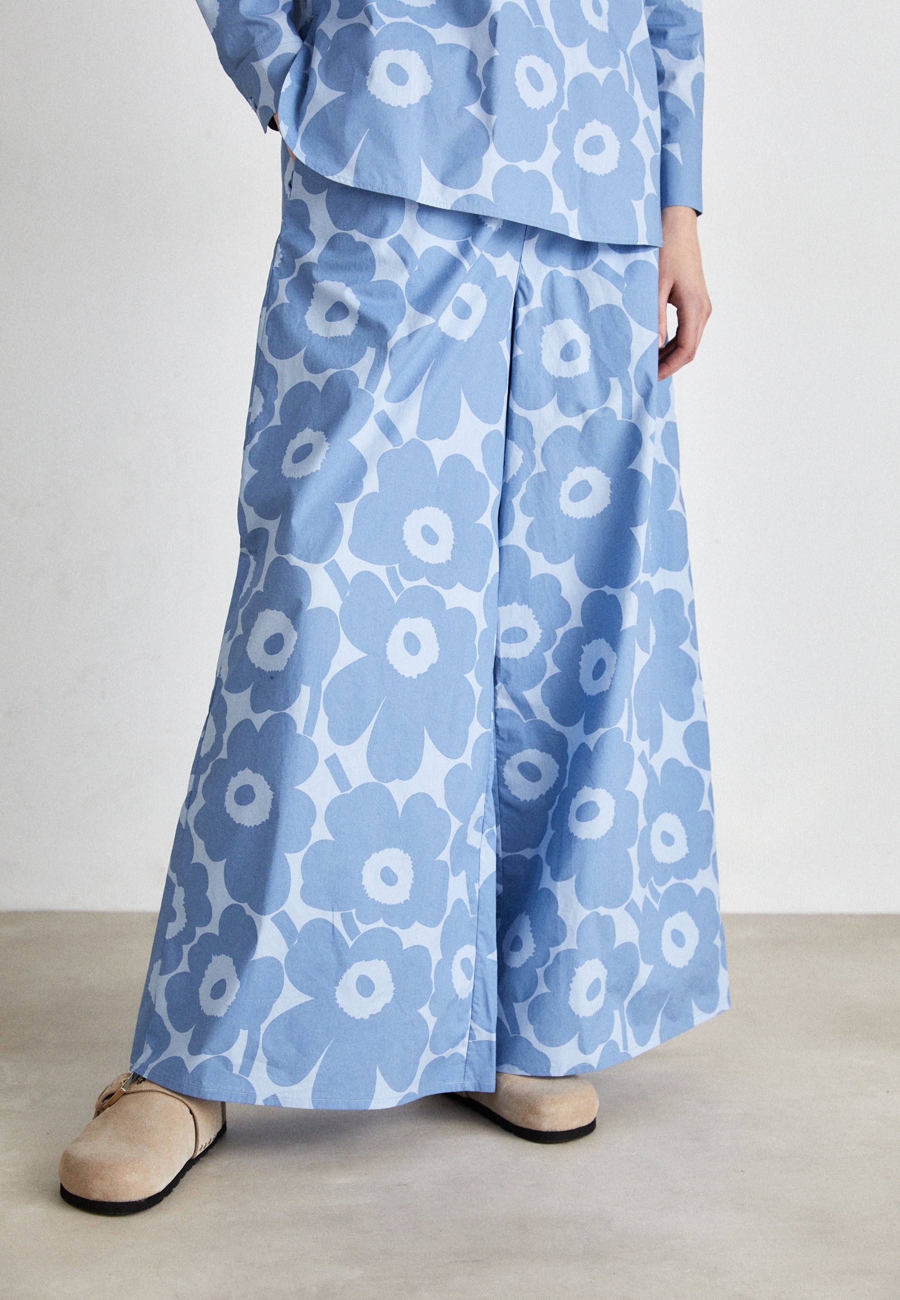 Marimekko KOHTI UNIKKO - Trousers - light blue/light blue