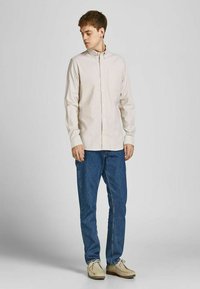Jack & Jones PREMIUM JPRBLUBROOK OXFORD  NOOS - Camicia - crockery