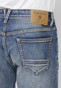 Koroshi COMFORT FIT - Straight leg jeans - azul cl light blue