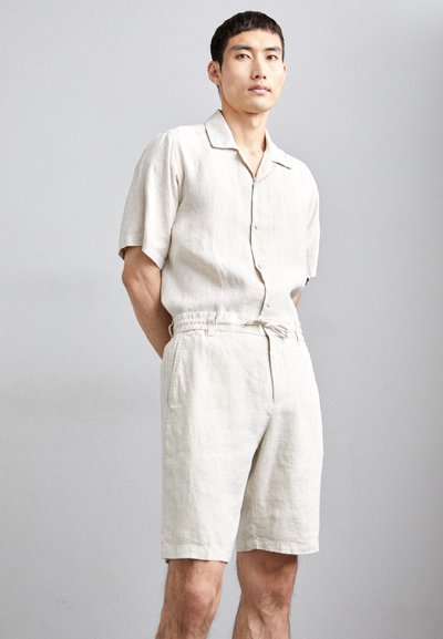NN.07 SEB - Short - beige